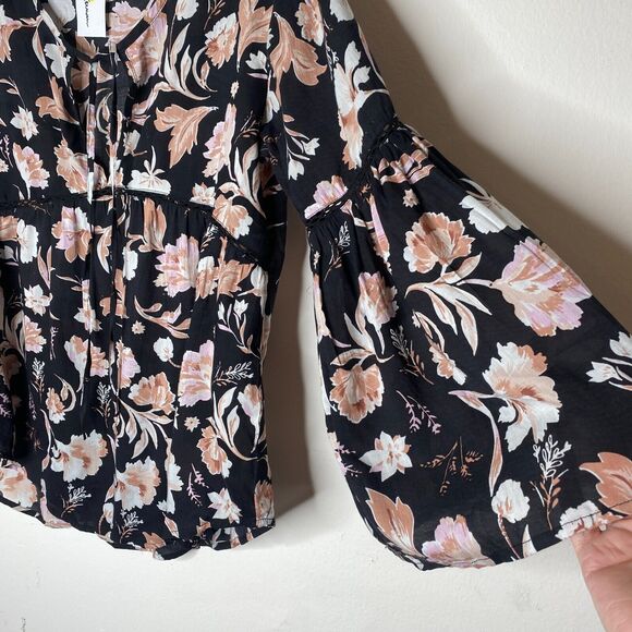 NWT Amuse Society Black Peach Pink Floral Long Bell Sleeve VNeck Boho Blouse SM - Picture 7 of 12